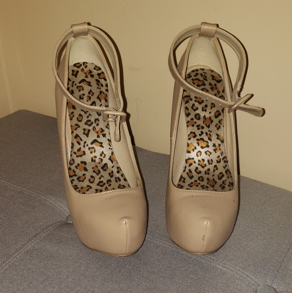Platform heels
